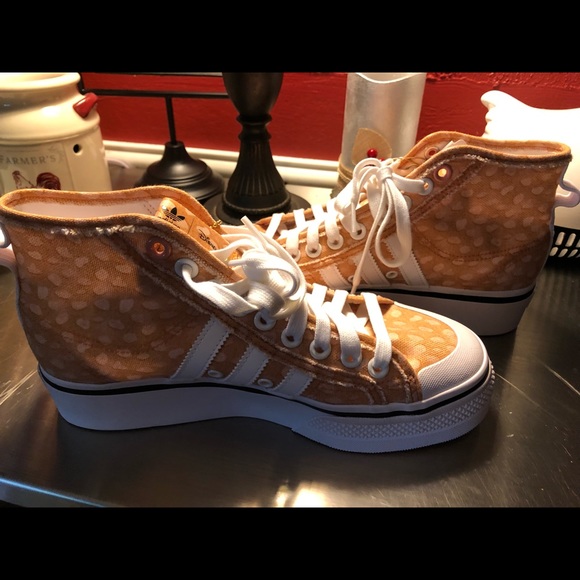 ADIDAS DISNEY NIZZA - Picture 8 of 9